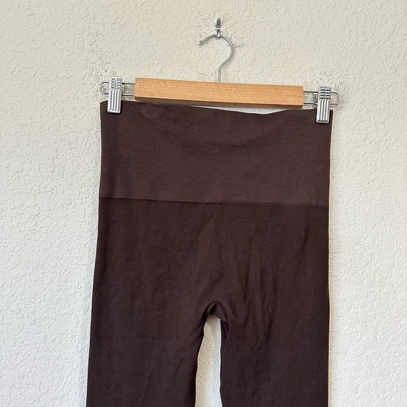 SPANX Look at Me Now Seamless Shapewear Leggings Ankle Zip in Brown - Picture 6 of 9